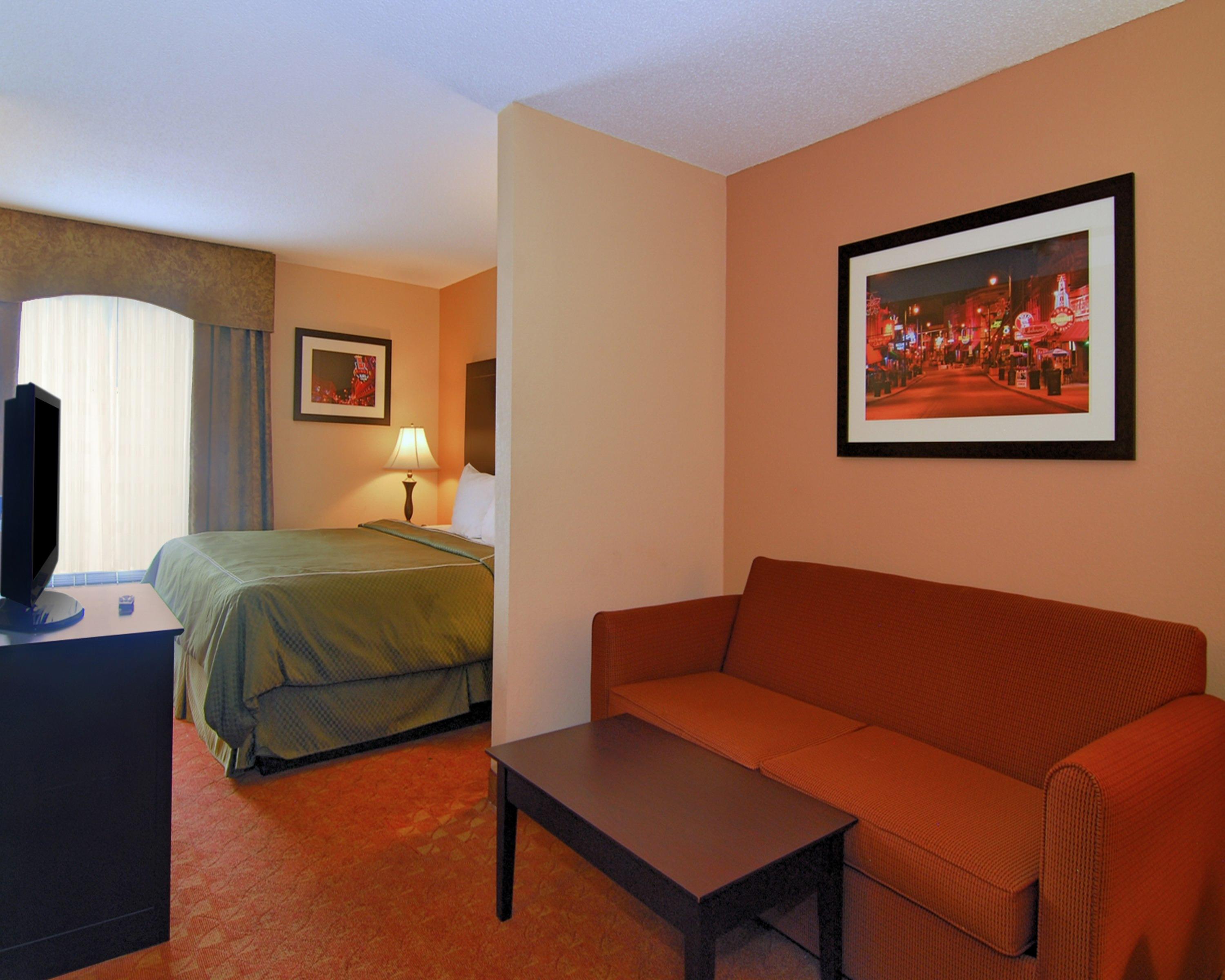 La Quinta Inn & Suites By Wyndham Memphis I-240 Bagian luar foto