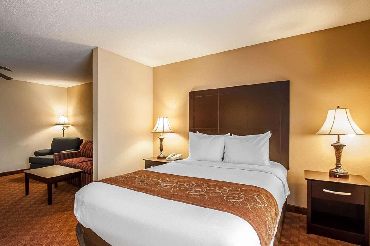 La Quinta Inn & Suites By Wyndham Memphis I-240 Bagian luar foto