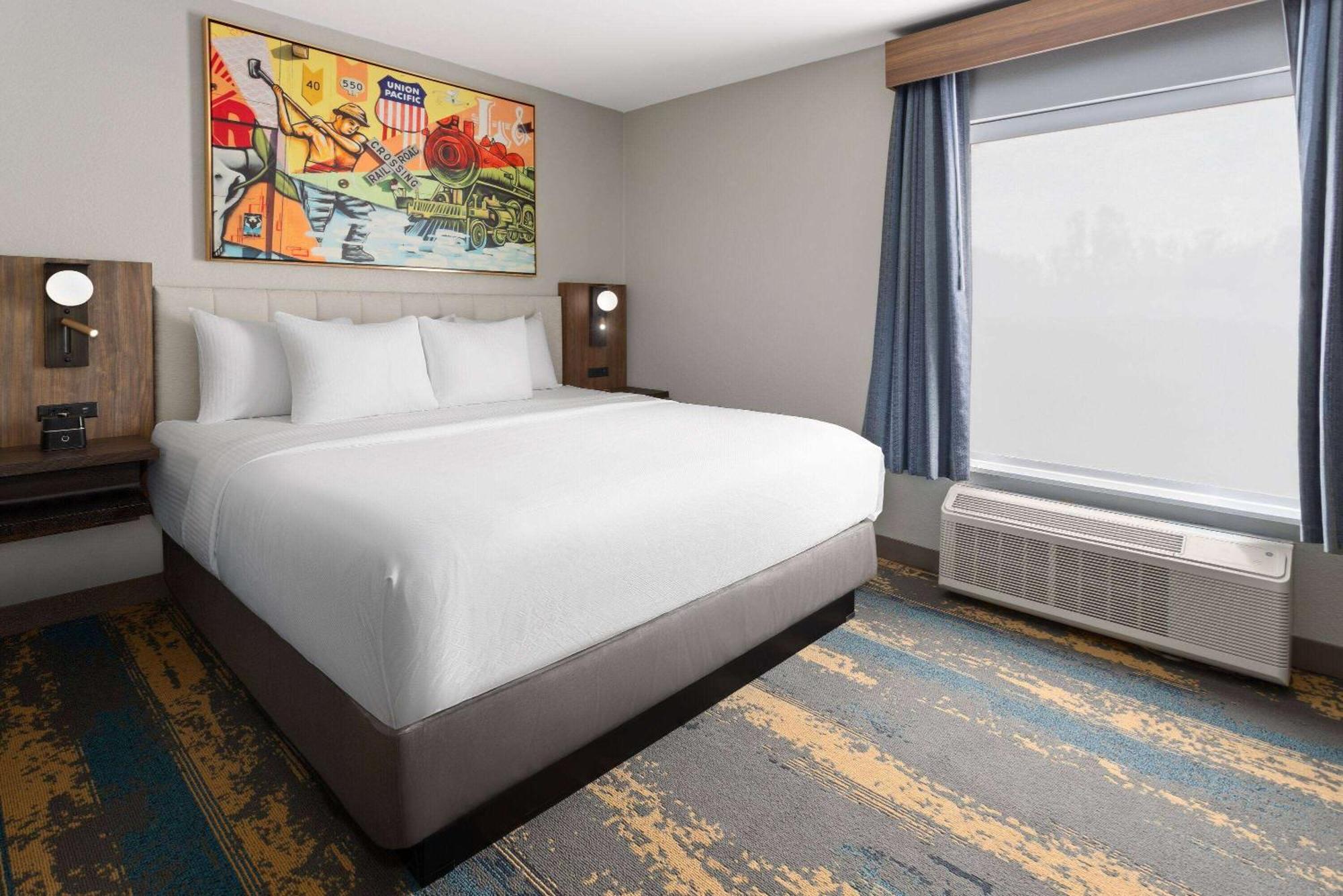 La Quinta Inn & Suites By Wyndham Memphis I-240 Bagian luar foto