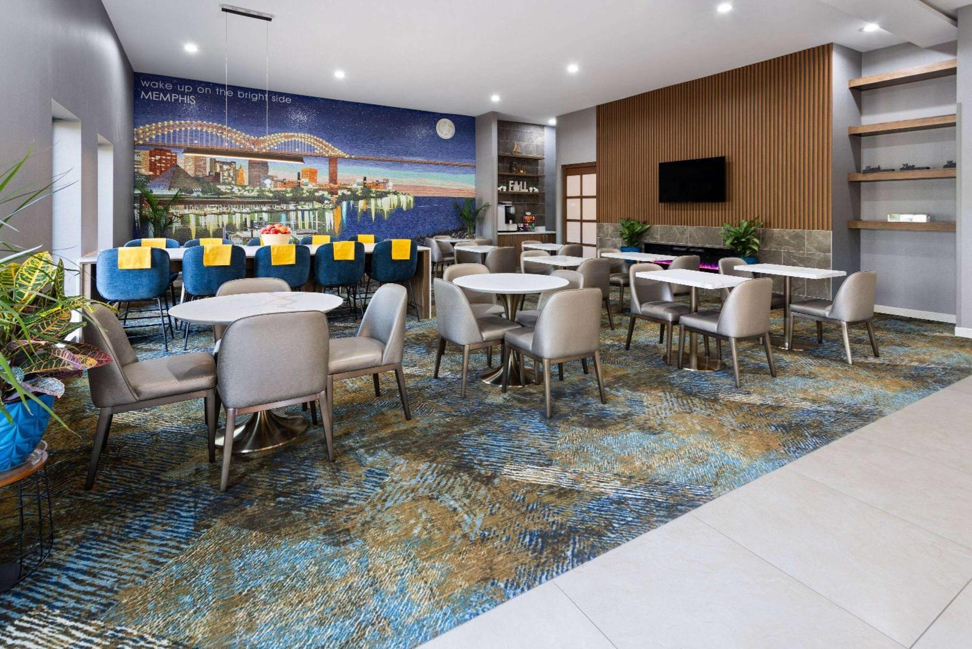 La Quinta Inn & Suites By Wyndham Memphis I-240 Bagian luar foto