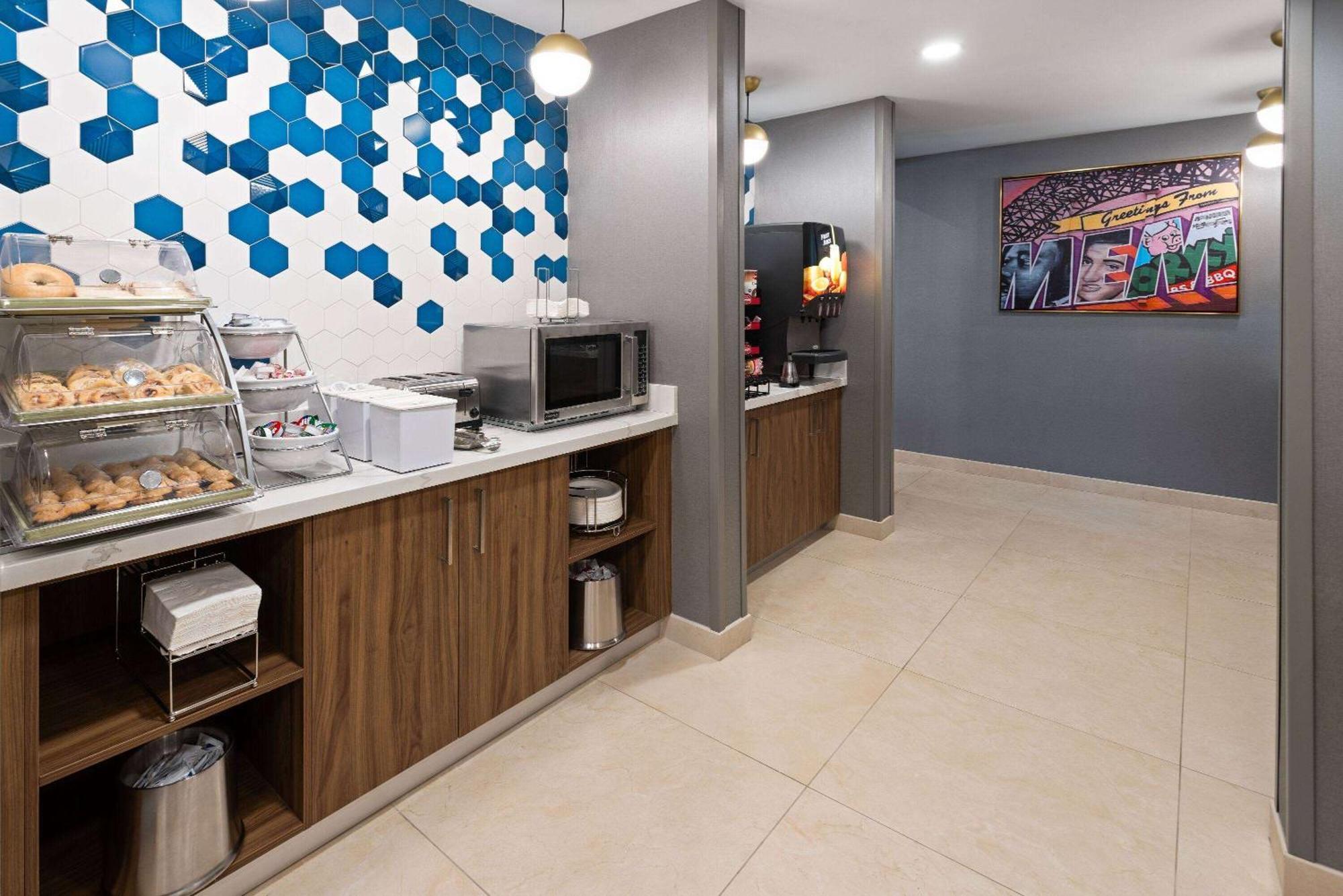 La Quinta Inn & Suites By Wyndham Memphis I-240 Bagian luar foto